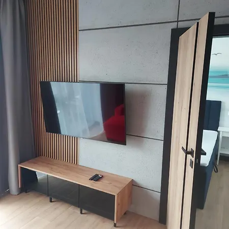 Baltic Red Apartament 科沃布热格