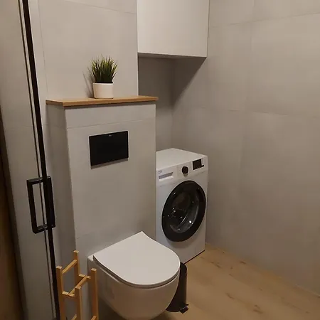 Baltic Red Apartament 科沃布热格