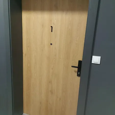 Baltic Red Apartament 科沃布热格
